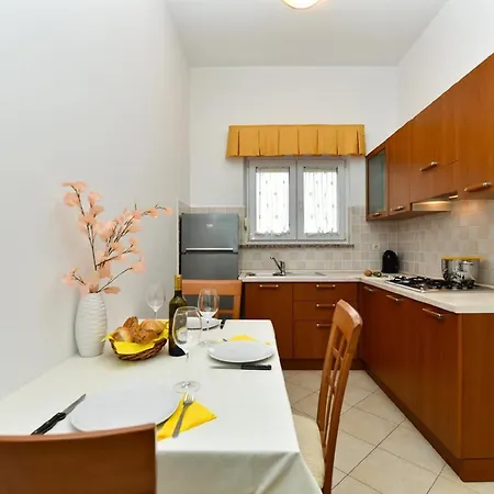 Fuer 3 Personen Ca 45 Qm In Galizana, Istrien Istrische Riviera