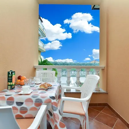 Fuer 3 Personen Ca 45 Qm In Galizana, Istrien Istrische Riviera